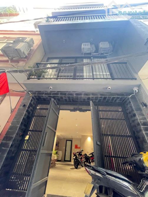 ✨✨✨ SIÊU PHẨM APARTMENT VIEW HỒ TÂY | 9 TẦNG THANG MÁY | Ô TÔ ĐỖ CỬA | DÒNG TIỀN 1 TỶ/NĂM
