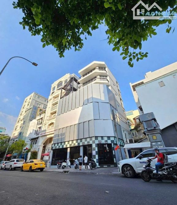 BUILDING MẶT TIỀN TRẦN NHẬT DUẬT – TÂN ĐỊNH, QUẬN 1