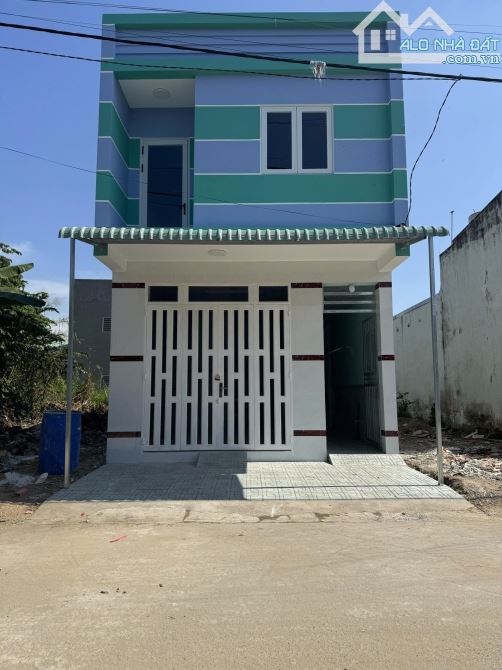 BÁN DÃY TRỌ KCN TÂN ĐỨC ,GIÁP BÌNH TÂN , THU NHẬP 12 TRIỆU/THÁNG , GIÁ 2 TỶ 600