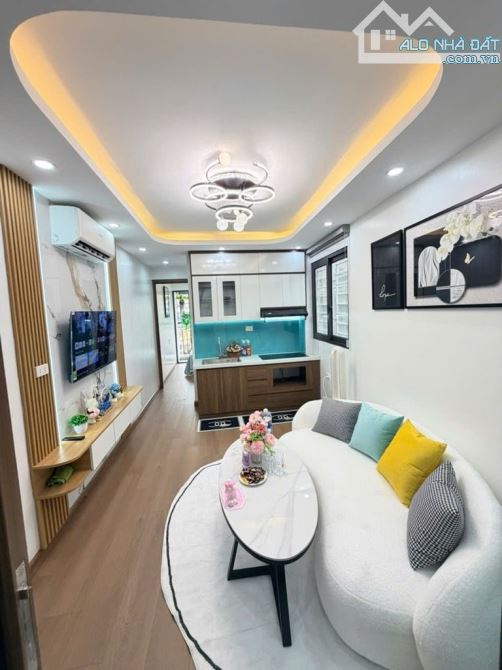 BÁN CCMN PHỐ THUỴ KHUÊ TÂY HỒ DT 50M 2 NGỦ NHỈNH 2TỶ VỊ TRÍ SIÊU THOÁNG HÀNG HIẾM