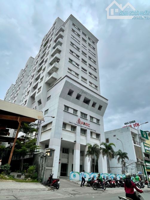 Bán Building 2MT Nguyễn Văn Trỗi Q.Phú Nhuận DT: 7x19m NH 15m Hầm 7 Lầu còn 78 tỷ.!