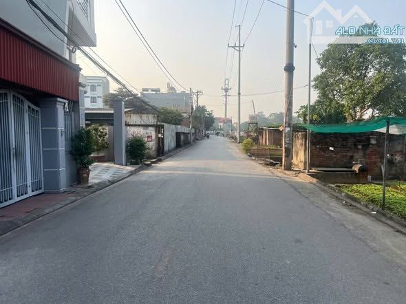 60M LÃ CÔI YÊN VIÊN PHÙ ĐỔNG_MT 4.65M_SẴN NHÀ C4_ĐANG CHO THUÊ XƯỞNG_ĐƯỜNG Ô TÔ THÔNG