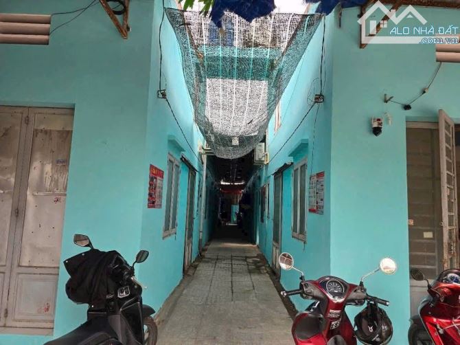 NHÀ TRỌ 280M2 , 12 PHÒNG+2 KIOT , CHO THUÊ ỔN ĐỊNH , 3 TỶ 890 , SỔ HỒNG RIÊNG
