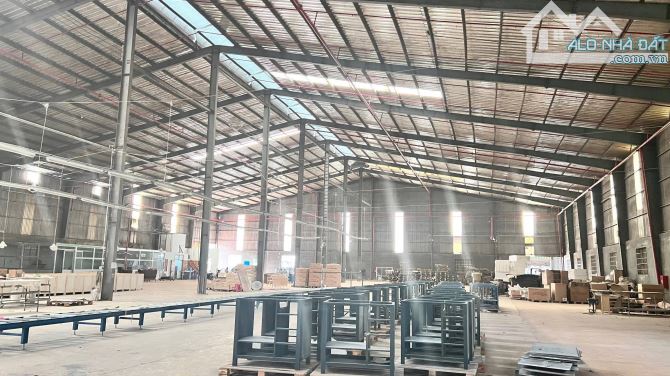 X062 BÁN NHÀ XƯỞNG ĐẤT SKC - Xã Tân An. Vĩnh Cửu DIỆN TÍCH ĐẤT : 32.000m2 GẦN KHU CÔNG NG