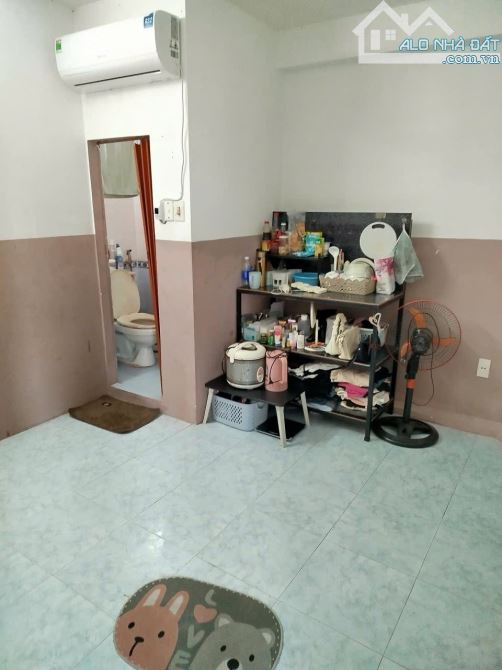 🔥 DÒNG TIỀN 250 TRIỆU/NĂM - Tòa nhà 4,5 Tầng 9 Phòng Nguyễn Phước Nguyên 👉 6,6 TỶ!