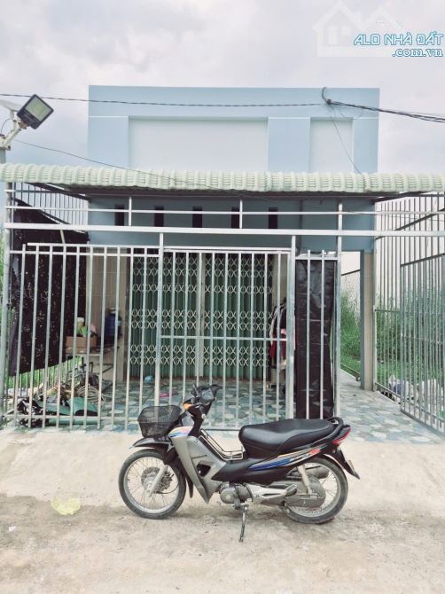BÁN NHÀ TRỌ 7 PHÒNG , KCN TÂN ĐỨC , THU NHẬP 10 TRIỆU/THÁNG , GIÁ 2 TỶ 280
