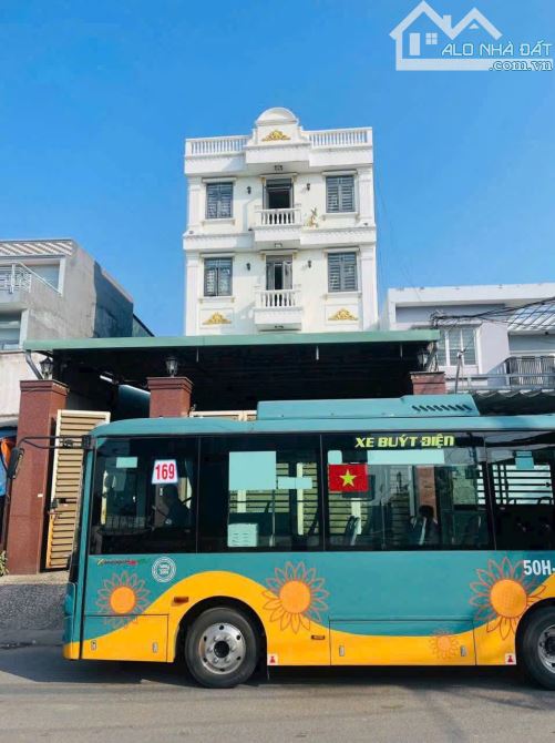 BÁN CHDV 4 TẦNG MT TRƯỜNG THỌ - NGAY VÀNH ĐAI 2 + 36 PHÒNG + THANG MÁY + PCCC