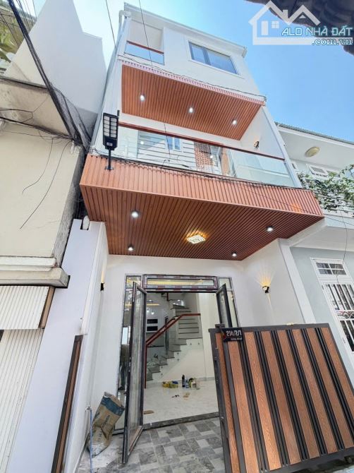 CHỈ 5,5ty _ CÓ NGAY NHÀ 3 TẦNG GẦN HỒ XUÂN HƯƠNG