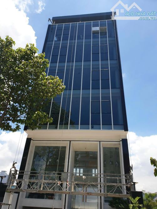 Tài sản Đẹp ! Bán Building ngay Thạnh Mỹ Lợi Quận 2. 8m x 18m. Hầm 7 Tầng. 60 Tỷ