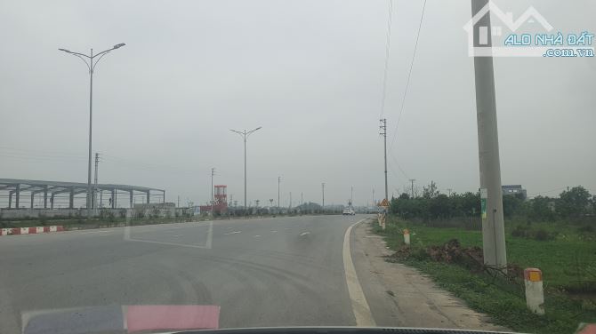 Cty cần bán 6300 m đất sxkd CCN Yên Lệnh, chỉ 98 USD/m2