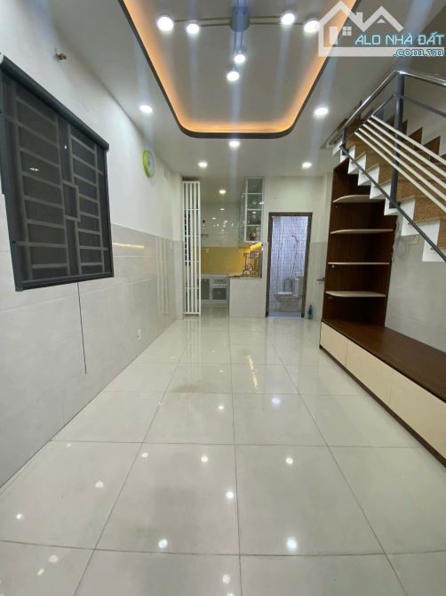 BÁN NHÀ HXH KẾ CHUNG CƯ D-AQUA QUẬN 8 MỚI XÂY - DTSD 136M2 - CHỈ 3TỶ
