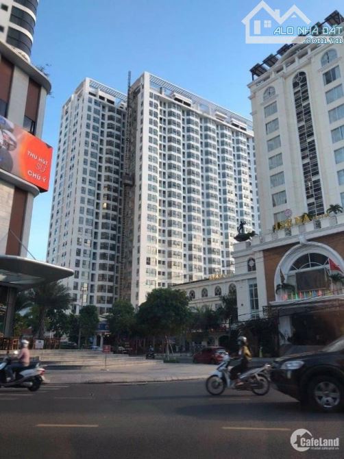 Bán căn hộ Hud building dt 42,28m giá chỉ 3,4 tỷ ( tầng trung đẹp)