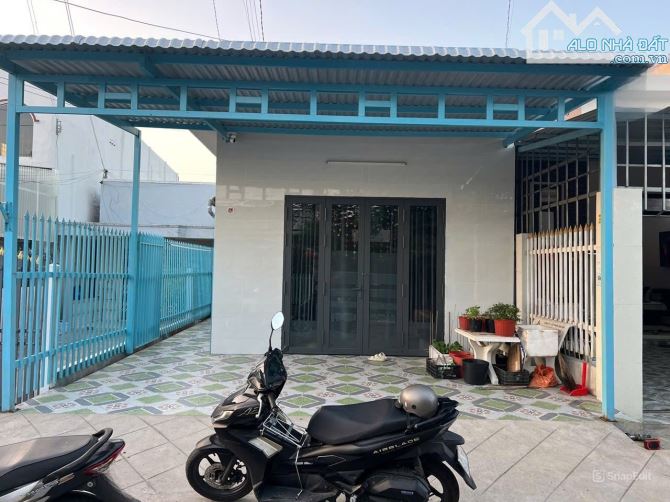 Hạ giá bán gấp dãy trọ 7 P-1Kiot ở gần KCN Tân Phú Trung 157m2 -SHR - Giá chỉ 1 tỉ 150tr