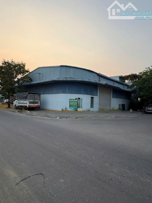 💥Bán nhà KHO góc 2 mặt tiền đường Bùi Giáng -Diện tích: 377m2