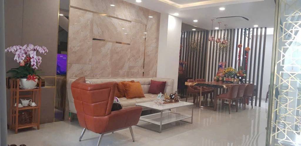 Bán nhà phố Vạn Phúc City, Hiệp Bình Phước, 6x17m nội thất đẹp, chỉ 22,5 tỷ