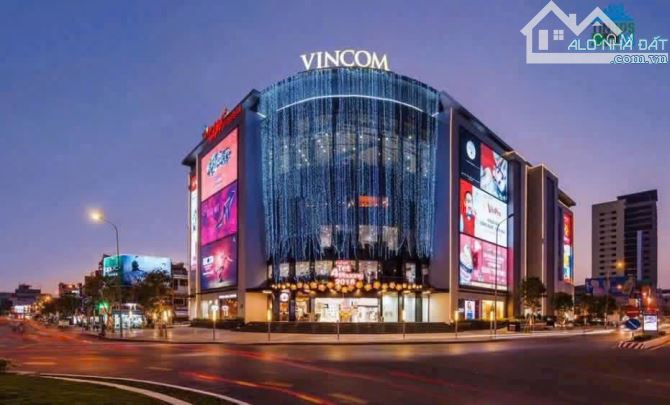 Bán nhà kho gần VinCom Tân MAi. Biên Hoà. Giá 14 tỷ thương lượng. DT hơn 300m2.