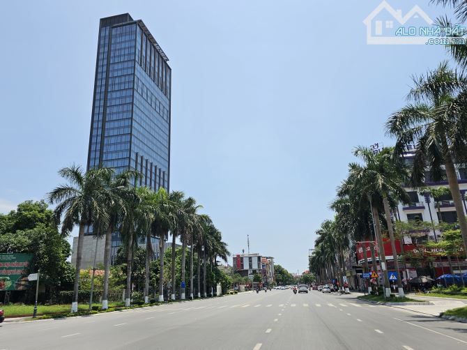 Bán nhà 5 tầng đg Trần Hưng Đạo Cạnh VINPEARL Dat 78m, MT4,3m,Hướng TN, Giá 19,9 tỷ