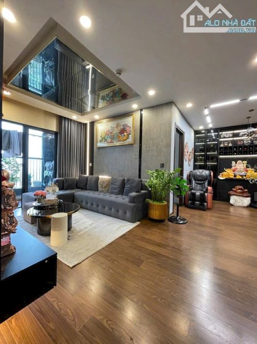 Dt 73m Căn 2 ngủ 2 vs ct11 hồng hà Yên sở hơn 5 tỷ