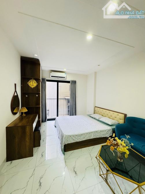 Ngộp ngân hàng! Toà CHDV Trương Định, ô tô qua nhà gần ĐH Phương Đông 77m2*6T, TM, 14PN