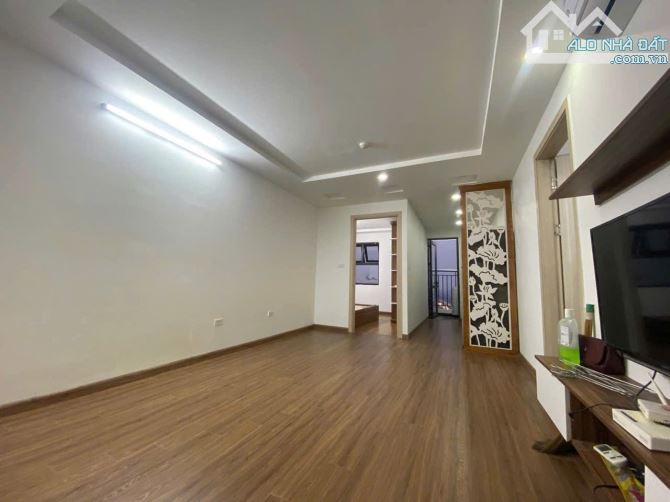 BÁN CHUNG CƯ RUBY 3 PHÚC LỢI LONG BIÊN, 2 NGỦ 2 VS, VIEW BỂ BƠI, 48.8M2, GIÁ 3.35 TỶ