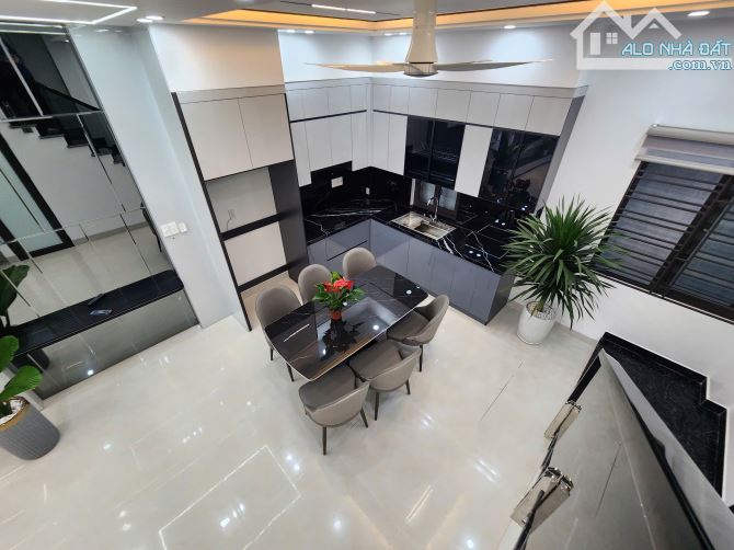 NHÀ 3 TẦNG ô tô đỗ cửa - QUỲNH HOÀNG, P. AN DƯƠNG