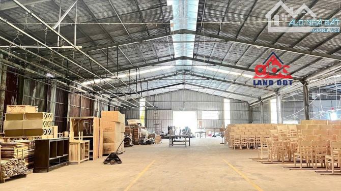 Xưởng Phường Hố Nai Mới _Đồng Nai. TDT 4500m2. Sổ hồng riêng QH SKC. xe 4 giò