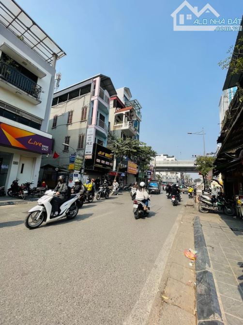 GĐ BÁN TÒA NHÀ VP MẶT PHỐ TRƯƠNG ĐỊNH- 135M 5T- KINH DOANH SẦM UẤT- CỰC HIẾM- 46.5 TỶ