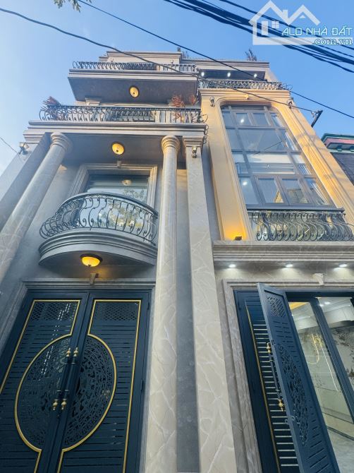Villa mini, sang trọng, đẳng cấp mà chỉ 7.95 tỷ, nhanh mới kịp AC ơi !!!!
