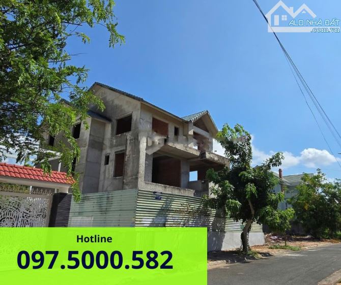 BÁN BIỆT THỰ XÂY THÔ DỰ ÁN BIỆT THỰ THANH BÌNH, P10 + ( DT: 300M2) + NHÀ 1TR2L + GIÁ TỐT