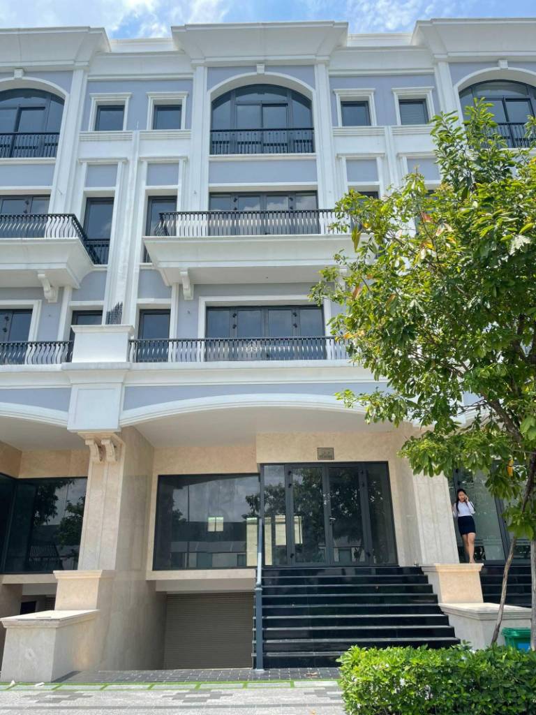Bán nhà liền kề KĐT vạn Phúc city, DT 7m x19m, hoàn thiện nội thất đẹp, chỉ 29 tỷ