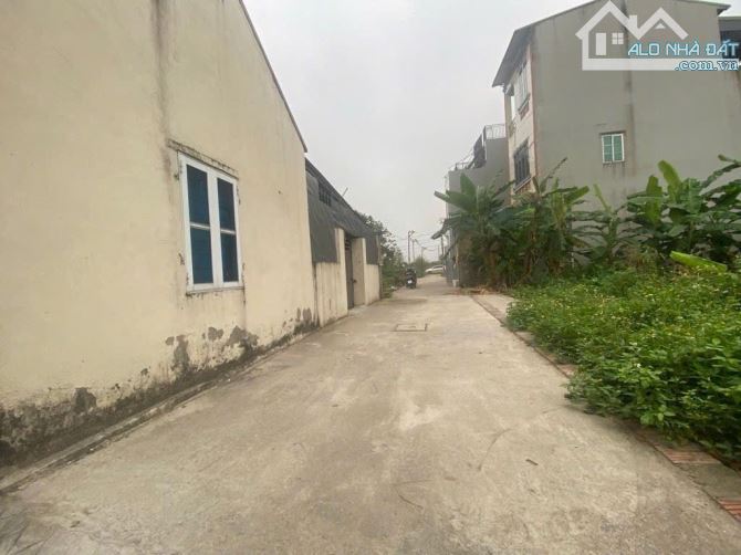 CHÍNH CHỦ BÁN NHÀ CẤP 4 SẴN Ở - TRUNG TÂM THỊ TRẤN QUANG MINH - KHU ĐÔNG DÂN CƯ