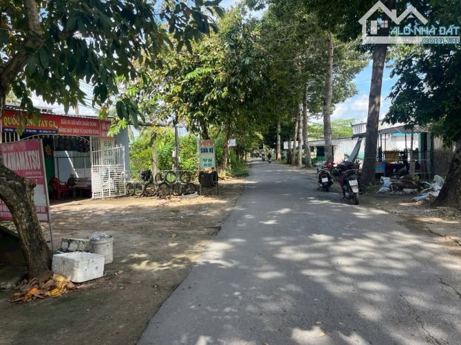 Biệt thư sân vườn mặt tiền Trương Văn Kỉnh