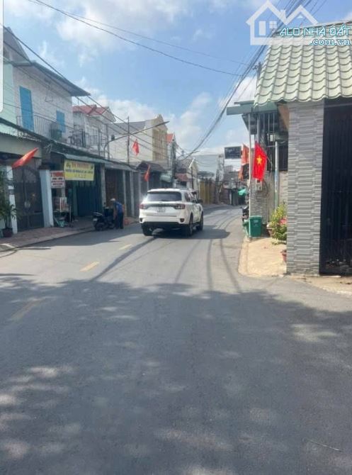 BÁN DÃY TRỌ VỊ TRÍ ĐẸP NGAY CHỢ CÂY XĂNG 26, CÁCH CÂY XĂNG 26 100M, GẦN BỆNH VIỆN 7B, BIG