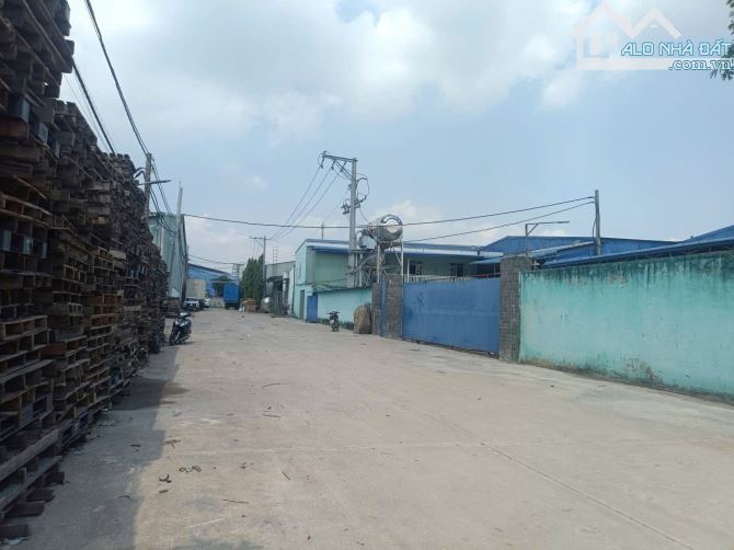 HN031 ( X094 Mã SP ) 🆘 Hạ Giá gấp 500tr ( 13tỷ còn 12tỉ500tr ) Bán nhà xưởng hiếm rẻ Kh