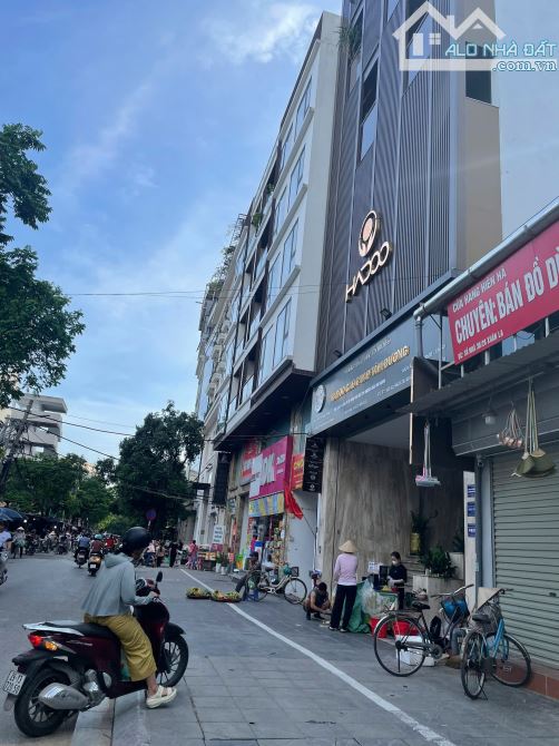 Bán tòa văn phòng phố Xuân La, Tây Hồ, kinh doanh sầm uất, 250m2, 8 tầng, giá 165 tỷ