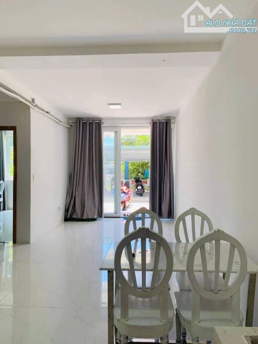 Quá rẻ !! Bán căn hộ tầng trệt BLUSE - An Trung, Ngô Quyền - 60 M2 , 2pn - Giá 3,050 Tỷ