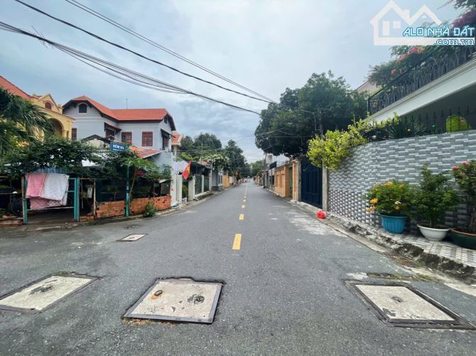 BÁN DÃY TRỌ HẺM Ô TÔ THÔNG NHAU ĐƯỜNG NGUYỄN HỚI DT 103M2 GIÁ CHỈ 7.6 TỶ THƯƠNG LƯỢNG