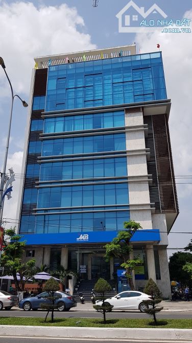Bán tòa văn phòng 10 tầng 2 mặt tiền Nguyễn Hữu Thọ trung tậm Hải Châu Đà Nẵng