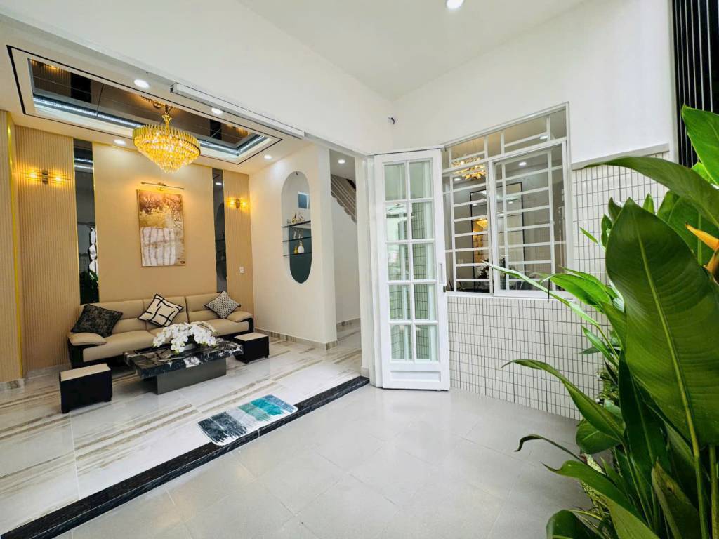 BÁN NHÀ MẶT TIỀN ÂU DƯƠNG LÂN, QUẬN 8, NHÀ MỚI 4 TẦNG, NGANG SIÊU RỘNG 6M, CHỈ 7,48 TỶ