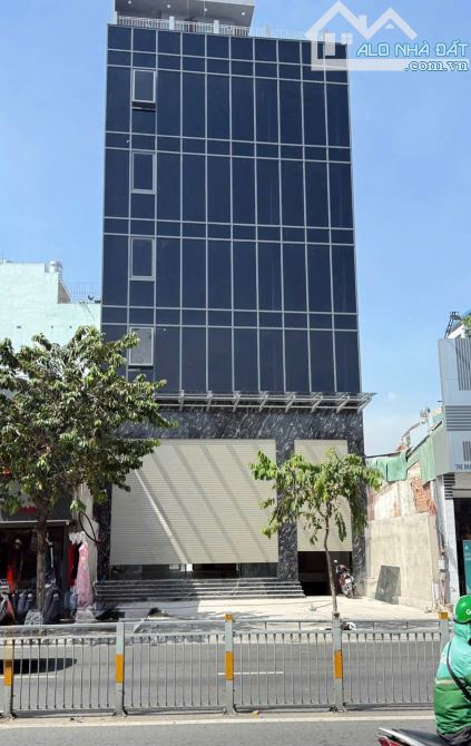 BUILDING MẶT TIỀN LŨY BÁN BÍCH TÂN PHÚ - DOL ENGLISH THUÊ 270 TR/THÁNG - GIẢM 15 TỶ