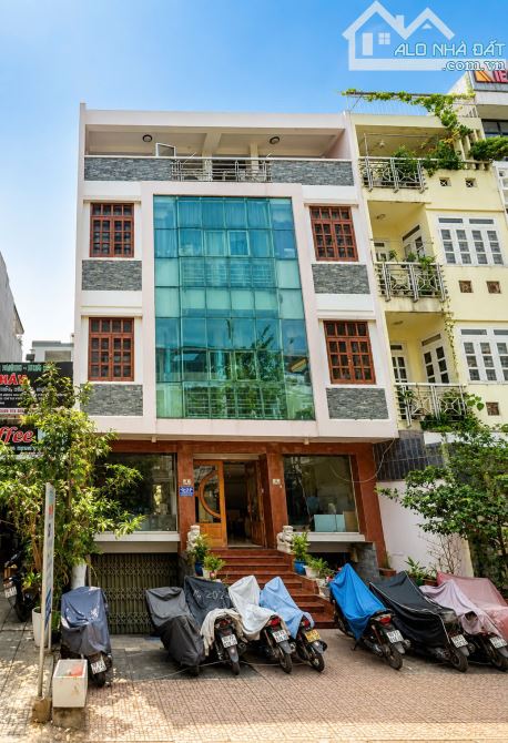 Tòa bulidng khan hiếm MT Cao Đức Lân Q.2 8x20m Hầm 4 tầng HĐT 120tr giá 60 tỷ giảm 52 tỷ.