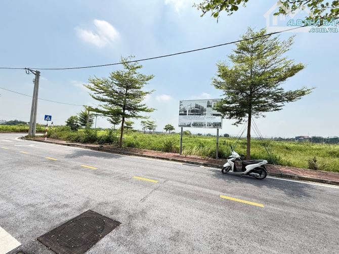 Chuyển Nhượng Nhà Xưởng KCN Đại Thắng- Phú Xuyên. 950m2-32 tỷ. Cách QL1- 2km