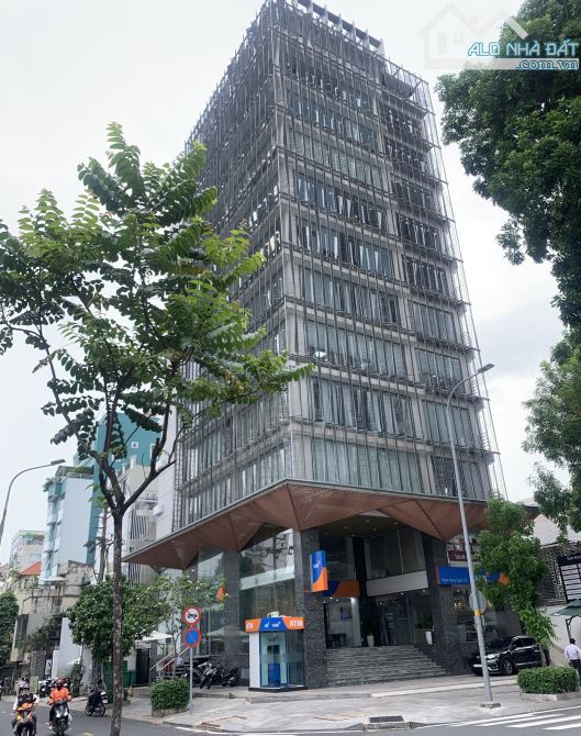 Toà cao ốc văn phòng hiếm Nguyễn Đình Chiểu Quận 1 Saigon DT508m2 MT 46m 16 lầu SHR 1200 T