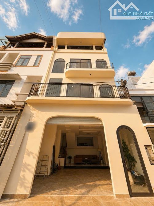 🔥 Bán Nhà Phố Hẻm Xe Hơi KQH Thái Lâm – Nhà Mới 4 Tầng, 5 Phòng Ngủ