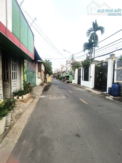Bán dãy 20 phòng trọ Mặt tiền đường nhánh NGUYỄN ẢNH THỦ, hơn 237m2, ngang 10m, sẵn dòng t