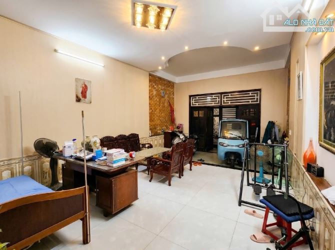 Nhà 3 tầng - Dương Vân Nga, Nại Hiên Đông, Sơn Trà - 100m2 - 9,8 tỷ