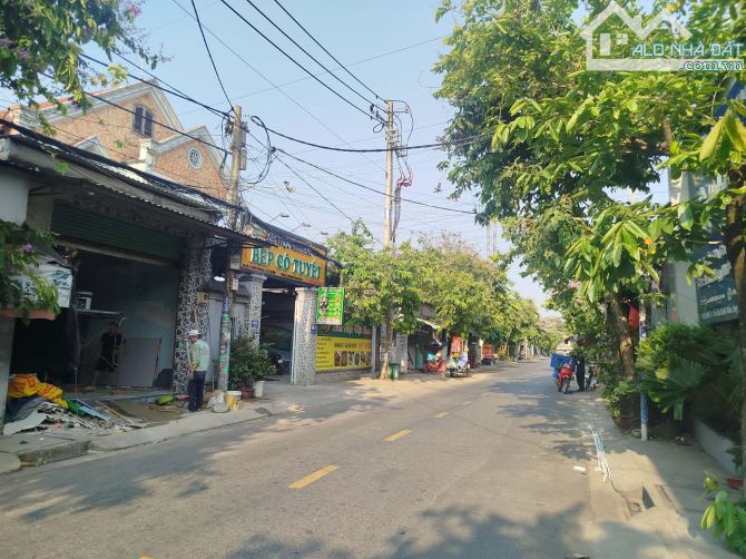 BÁN GẤP DÃY NHÀ TRỌ MẶT TIỀN BÀ ĐIỂM 8MX28M GIÁ 11,5 TỶ