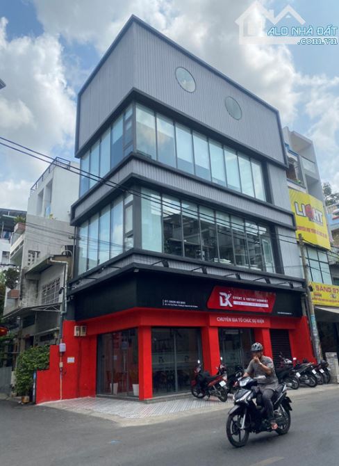 Mua lời ngay 10 tỷ! Building MT Lê Quang Định, (9mx18m), Hầm + 7 tầng, HĐT: 150tr/th