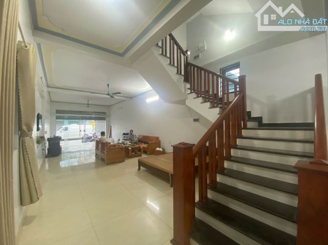 Chủ cần bán gấp nhà 3 tầng xây mới mặt trúc kinh doanh tại Thường Lệ ,Quang Minh,Hà Nội