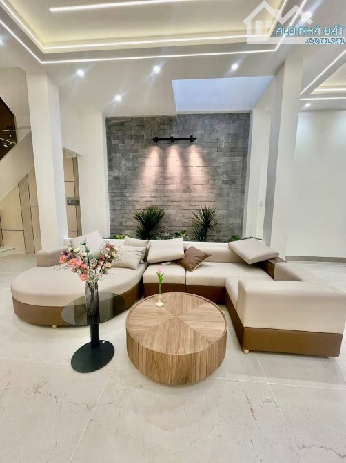📣 Nhà đường xe hơi bán ngộp ngay tại Đường D2 - KDC Nguyễn Du / Giá Bán: 820 Triệu